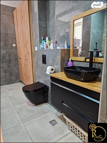 דירת גן, האלמוג, נופי סלע, מעלה אדומים