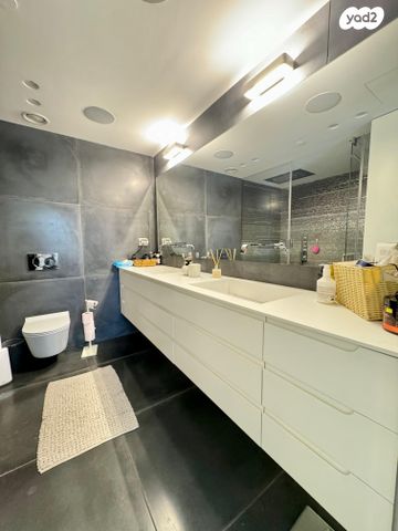 דופלקס, ניסים אלוני, צמרות איילון, פארק צמרת, תל אביב יפו