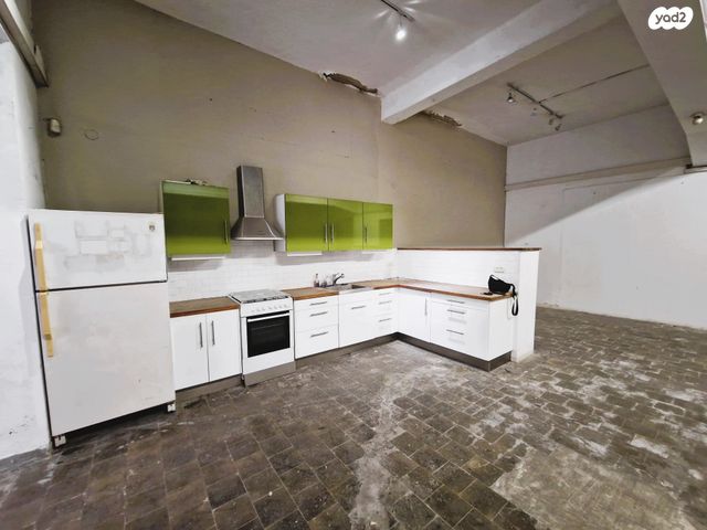 סטודיו, רבנו חננאל 29, גבעת הרצל, אזור המלאכה יפו, תל אביב יפו