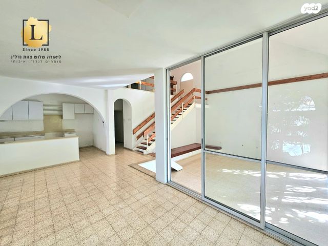 בית פרטי/ קוטג', הוד הכרמל, דניה, חיפה