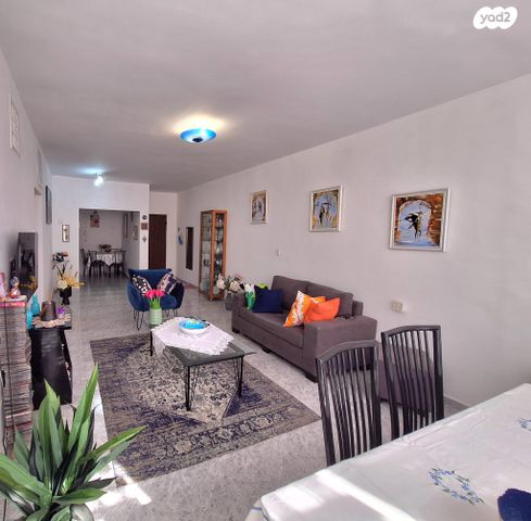 טובה וטוביה מילר 3