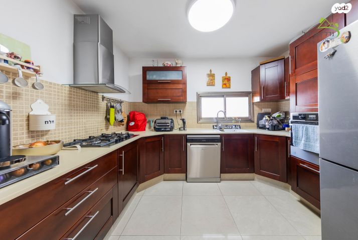 דו משפחתי, השיקמה 4, אריאל