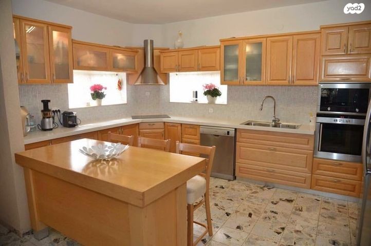 דירת גן, ההגנה, עמידר, נהריה