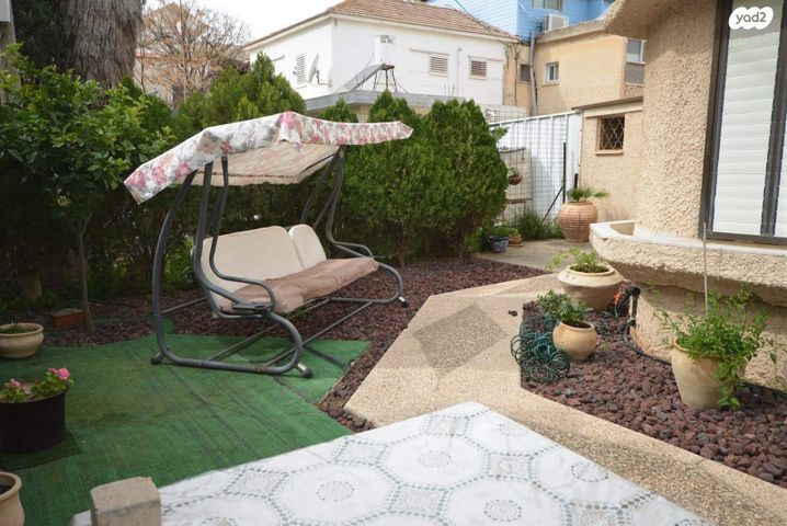 דירת גן, ההגנה, עמידר, נהריה