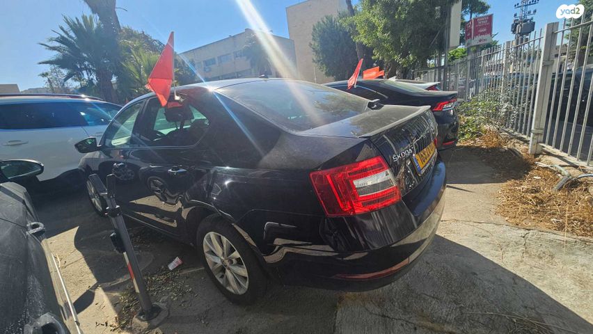 סקודה אוקטביה