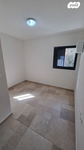 דירה, הרב הרצוג 81, גבעת הורדים, רסקו, ירושלים