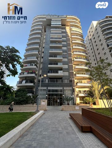 דירה, שאול המלך, אונו הירוקה, קרית אונו