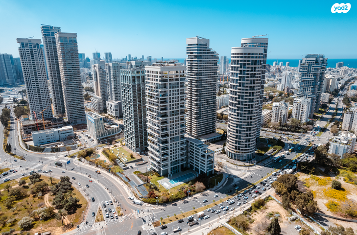 דירה, ניסים אלוני, צמרות איילון, פארק צמרת, תל אביב יפו