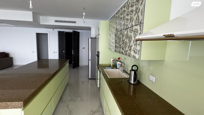 גג/ פנטהאוז, דוד המלך 8, צפון מערב מרכז העיר, נתניה