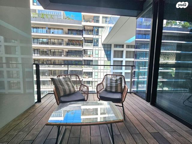 דירה, ליאונרדו דה וינצ'י, גני שרונה, קרית הממשלה, תל אביב יפו