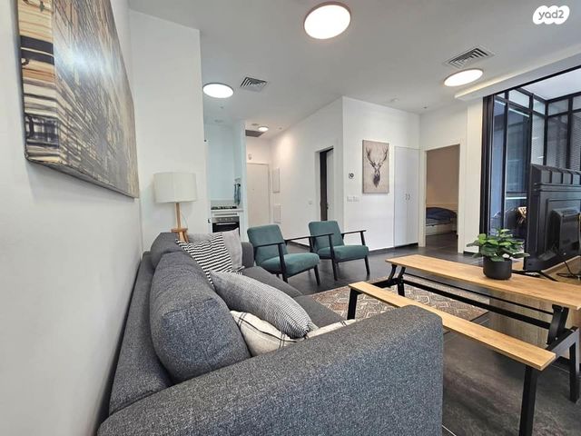 דירה, ליאונרדו דה וינצ'י, גני שרונה, קרית הממשלה, תל אביב יפו