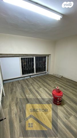 חנויות/ שטח מסחרי, חיפה