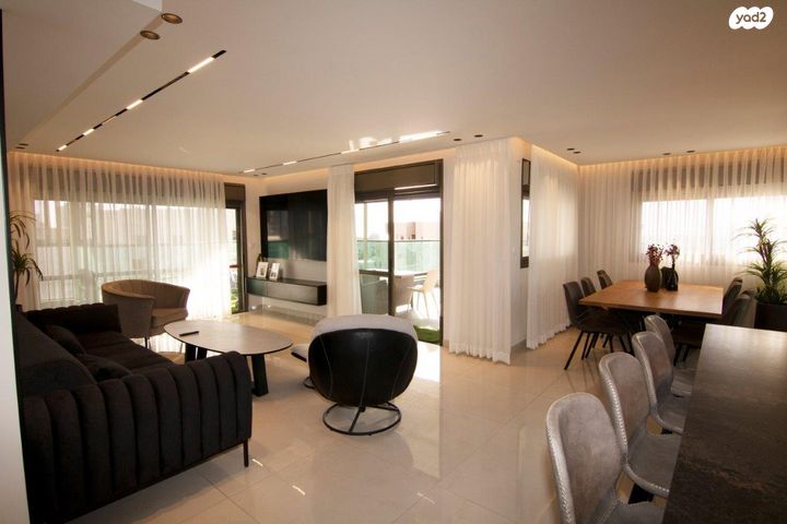 גג/ פנטהאוז, ברנע, אשקלון