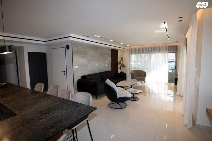 גג/ פנטהאוז, ברנע, אשקלון