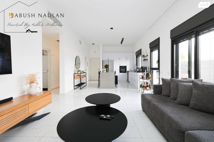 דירת גן, כפר יונה