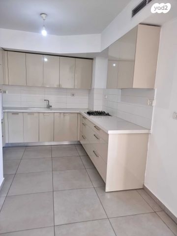 שדרות הנשיא השישי 