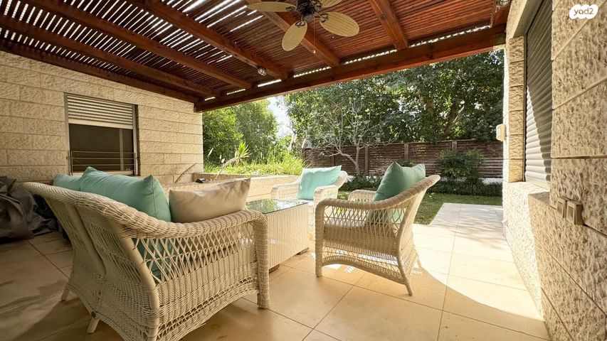 בית פרטי/ קוטג', חסידה 1, נווה עמית, רחובות