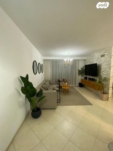 דירה, מעלות אשר, ברנע, אשקלון