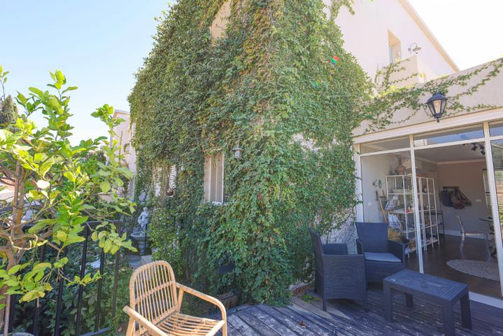 דו משפחתי, קדימה צורן