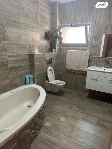 דירת גן, הרב צבאן, נתיבות