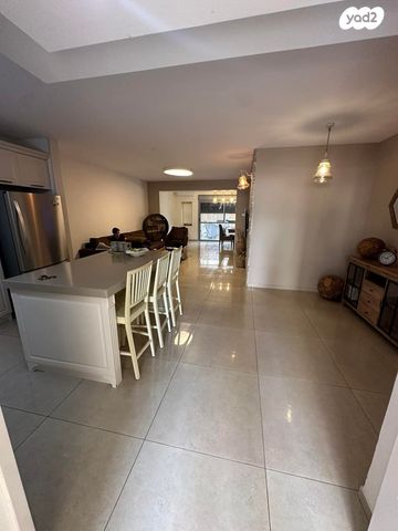 דירת גן, הרב צבאן, נתיבות