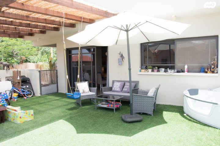 דו משפחתי, פולג, אלפי מנשה