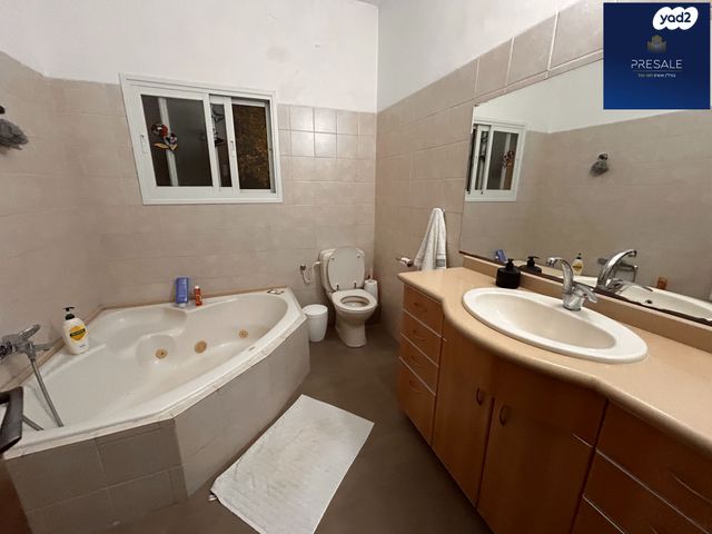 בית פרטי/ קוטג', מעוף, ערד