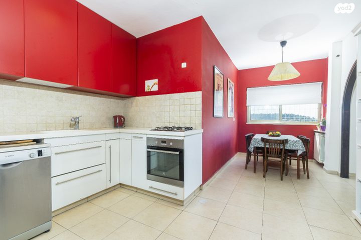 דירה, רחל המשוררת, בית הכרם, רמת בית הכרם, ירושלים