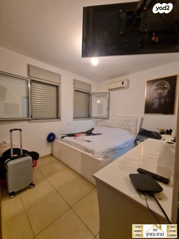 דו משפחתי, גבעת כלניות, יקנעם עילית