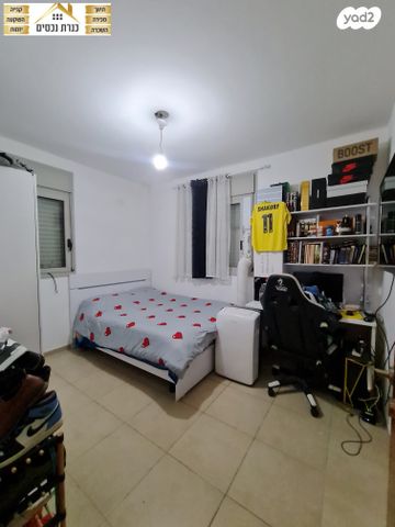 דו משפחתי, גבעת כלניות, יקנעם עילית