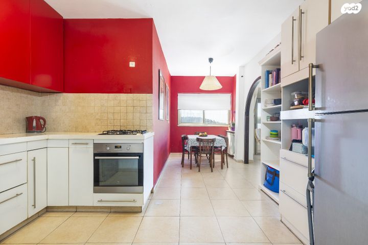 דירה, רחל המשוררת, בית הכרם, רמת בית הכרם, ירושלים