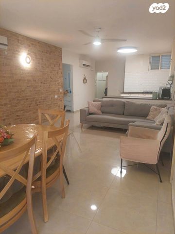 דירה, הרב נורוק, קרית הרצוג, בני ברק