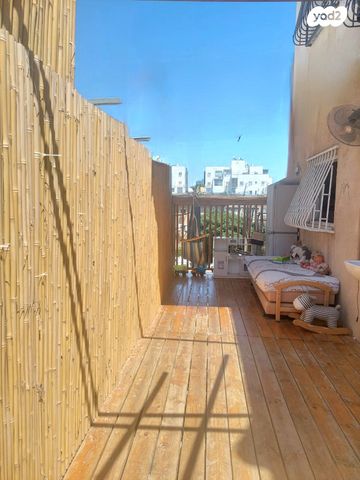 דירה, הרב נורוק, קרית הרצוג, בני ברק