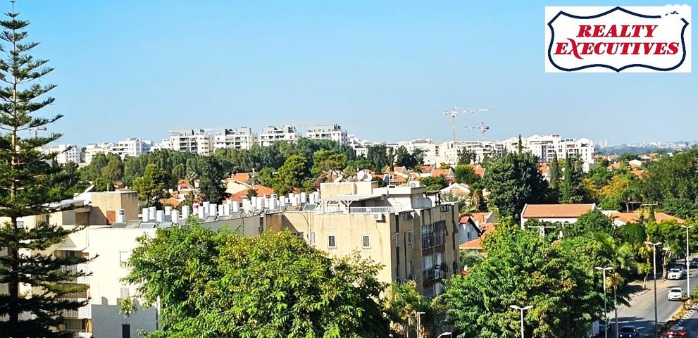 גג/ פנטהאוז, קרן היסוד, נווה דוד רמז, רעננה