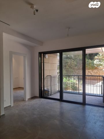 דירה, גולומב 23, קרית היובל, ירושלים