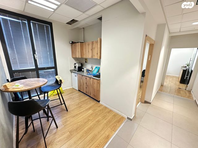 משרדים, הפארק הטכנולוגי, מודיעין מכבים רעות