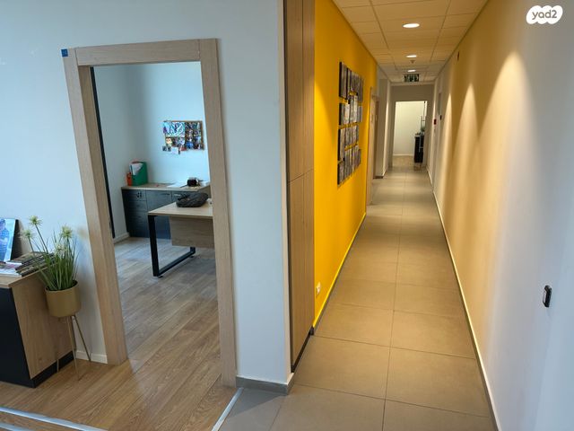 משרדים, הפארק הטכנולוגי, מודיעין מכבים רעות