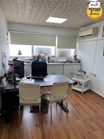 משרדים, הבנים, רמתיים, הוד השרון