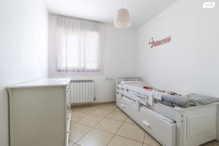 דירה, אליהו קורן, חומת שמואל, הר חומה, ירושלים