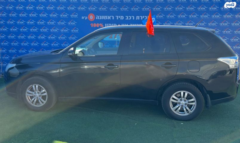 מיצובישי אאוטלנדר