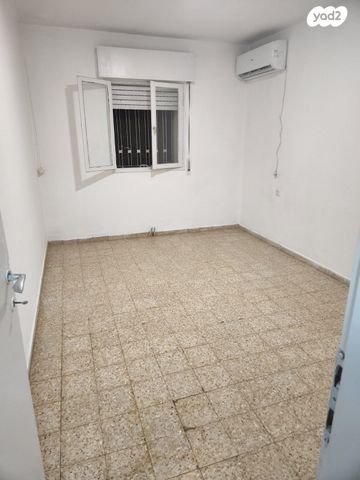 דירה, א.מ. בלוך 30, קרית יערים, קרית יערים