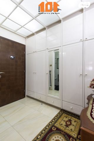 דירה, שדרות ש"י עגנון, גבעת הורדים, רסקו, ירושלים