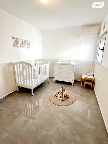 דירה, שבט אפרים, אחיסמך, לוד