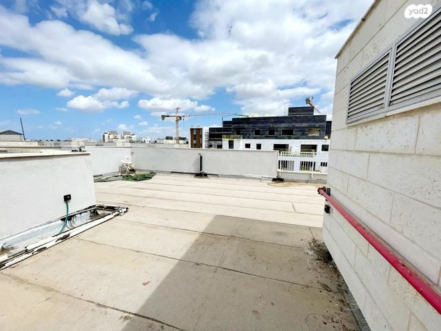 דירה, שבט אפרים, אחיסמך, לוד