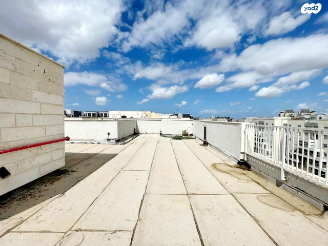 דירה, שבט אפרים, אחיסמך, לוד