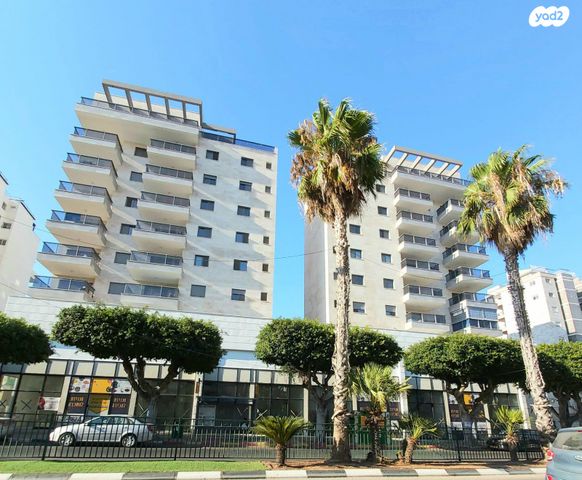 שדרות הנשיא וייצמן 73