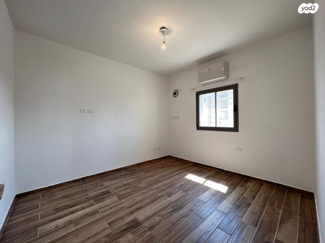 דירה, שדרות הנשיא וייצמן 73, רח' הנשיא צפון, חדרה