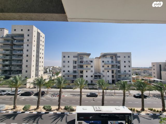 דירה, נתיבות מערב, נתיבות