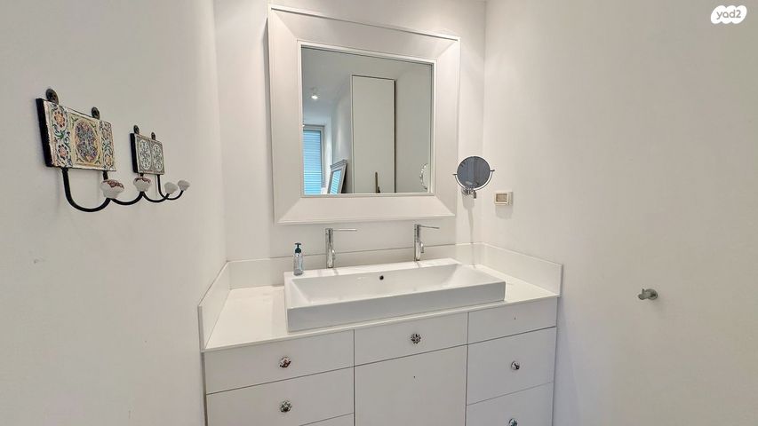 דירה, כצנלסון, בורוכוב, גבעתיים