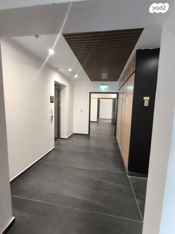 משרדים, כנפי נשרים, אזור תעשיה גבעת שאול, ירושלים